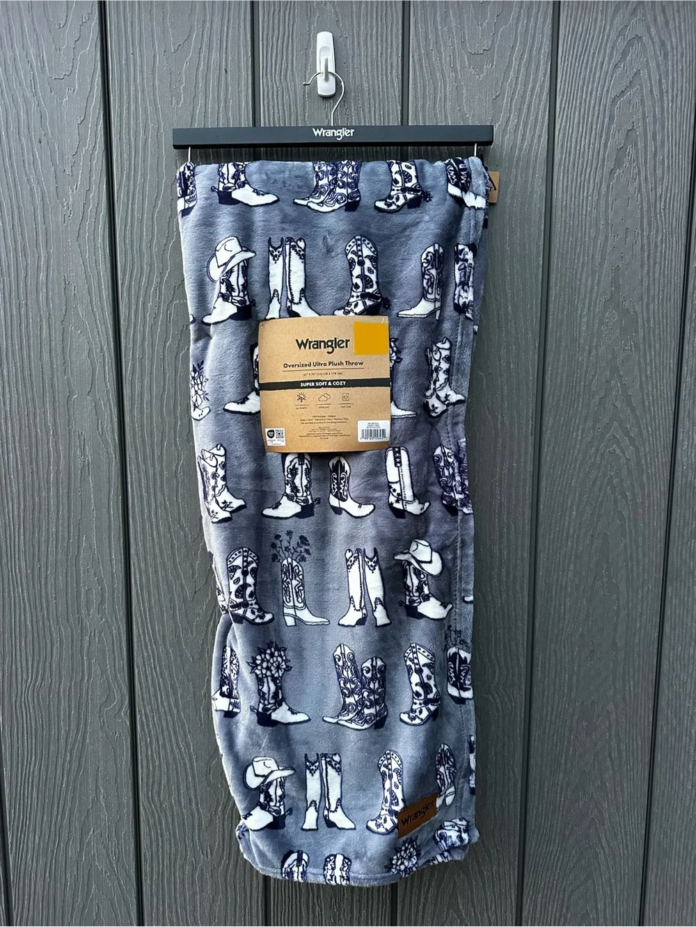 Line Dance Blue Cowboy Boots - Wrangler Plush Throw Blanket NWT